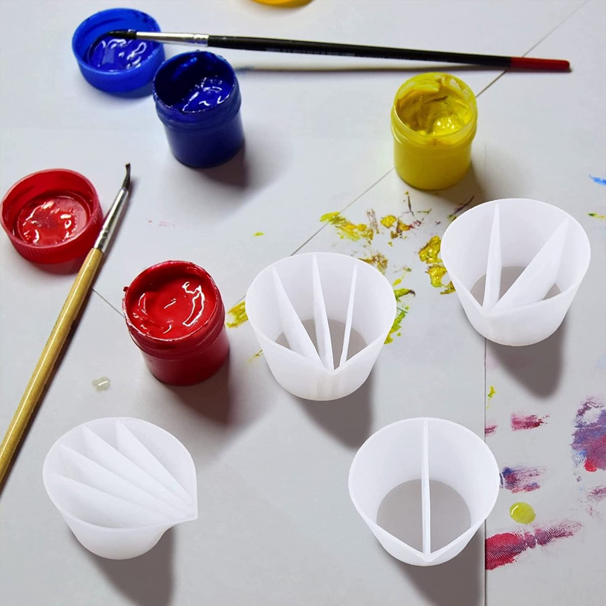 Compartiment mal voor DIY hars/acryl verf-gekleurde pigmenten Diverter Cup-vloeistof kunst Divider Cup-sieraden kunst maken tool-herbruikbare siliconen|| 4 holes